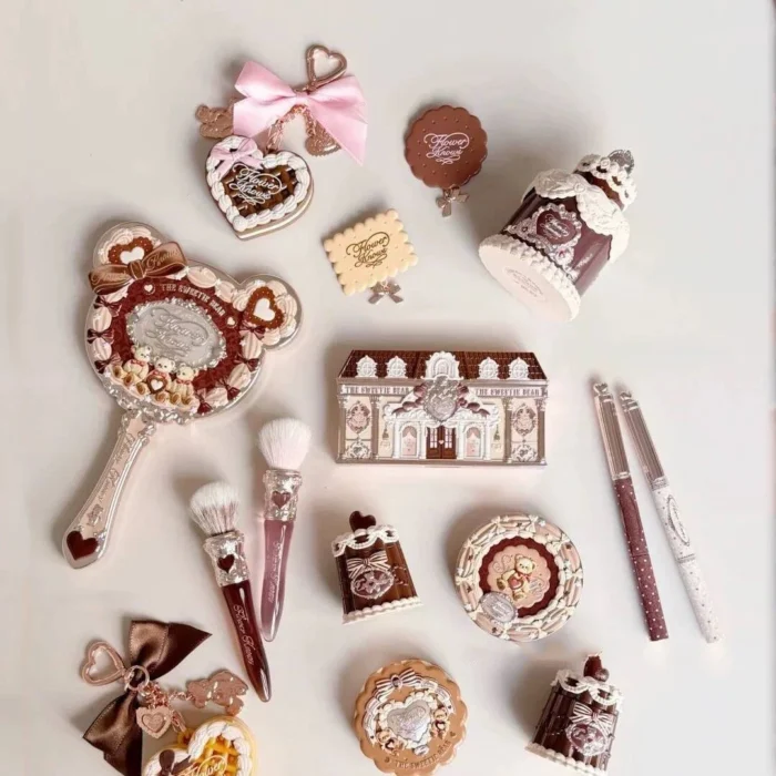 Flower Knows SWEETIE BEAR Makeup Box Gift Set All In One Perfume Shimmer Eye Shadow Palette Blush Lip Jelly Mystery Box 10 PCS - Image 6